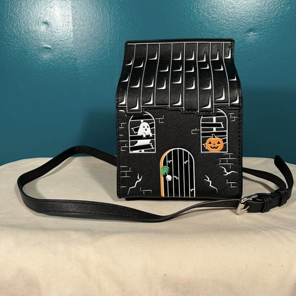 Halloween haunted house purse MAD Engine - Picture 1 of 2